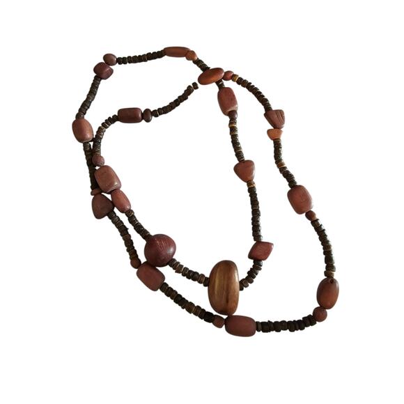 Vintage Mid Century Artist Made Single Strand Wooden Beaded necklace Pink Brown - Picture 4 of 5